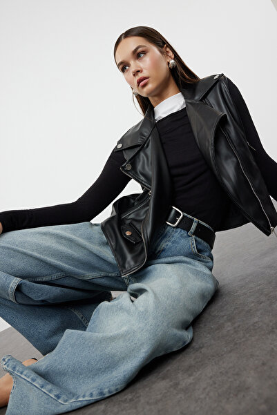 Trendyol Collection Чорний байкерський жилет зі штучної шкіри TWOAW25YE00014