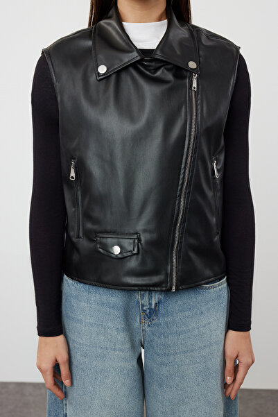 Trendyol Collection Μαύρο γιλέκο ποδηλάτου από συνθετικό δέρμα - TWOAW25YE00014