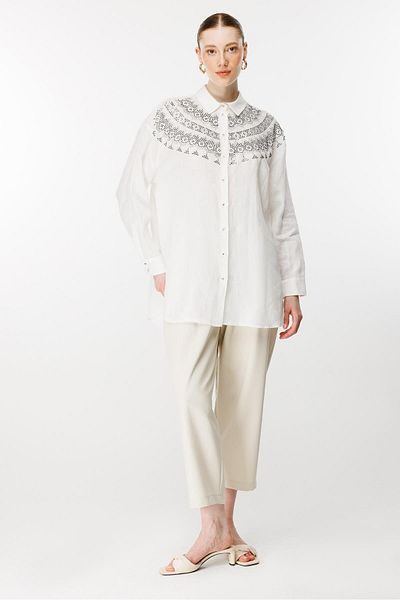 Ghisa White Stone Detailed Tunic