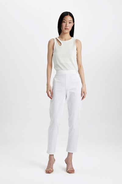 DeFacto Satin-Zigarettenhose – normale Taille, elastisch, gerades Bein J8743az24sm
