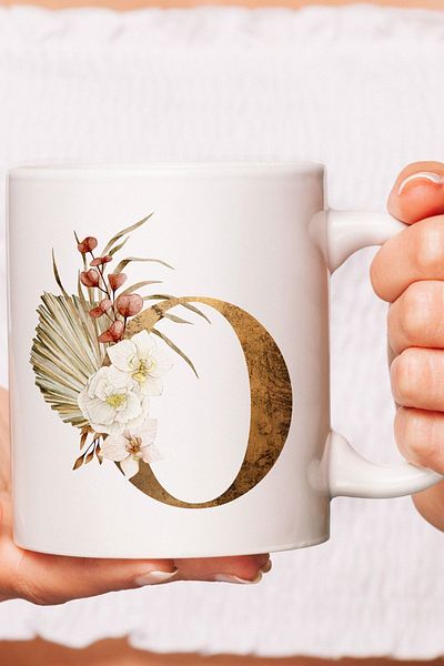 Hediyesepeti كوب شاي وقهوة من البورسلين بنمط زهور مطبوع عليه حرف O