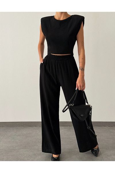 Quzu Black Pleated Woven Trousers - Loose Fit, Lined and Non-Showing