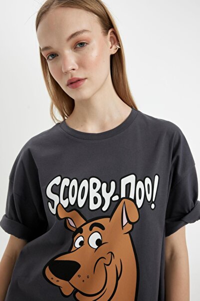 DeFacto Tričko Scooby Doo Oversize s potiskem – s výstřihem, krátký rukáv, D1139Ax24Sm