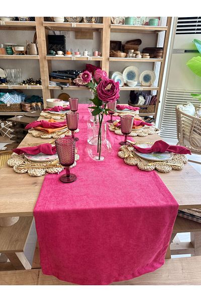 Decamor home Fuchsia Pink Carefree Velvet Long Runner