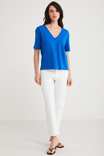 ETHIQUET Γυναικείο μπλουζάκι Aline από 100% οργανικό βαμβάκι κανονική εφαρμογή κανονική εφαρμογή με λαιμόκοψη V Basic μπλε μπλουζάκι