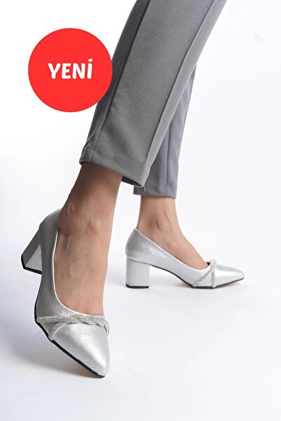 Deri Expres Kalın Topuklu Taşlı Sivri Burunlu Kadın Abiye Ayakkabı