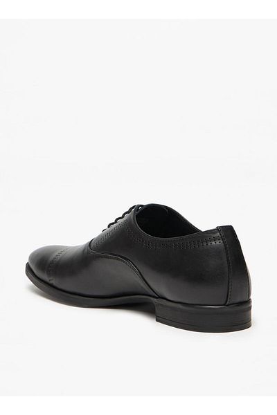 LBL by Shoexpress Solid Oxford Shoes with Lace-Up Closure