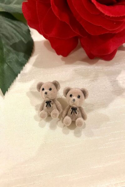 alsaccessories Bej Renk Ayı Figürlü Peluş Küpe