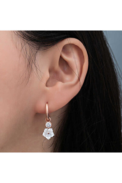 Gumush Gümüş Rose Sallantılı Manolya Çiçeği Kadın Küpe