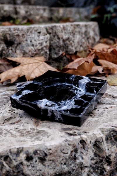 Voodo Concept Alexander Black Mixed Marble Ash Tray