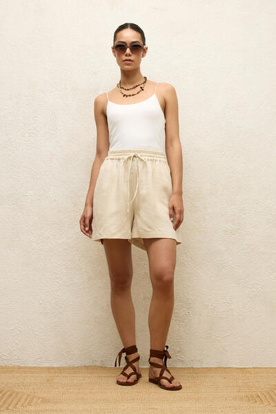 Manuka Beige Linen Comfortable Shorts