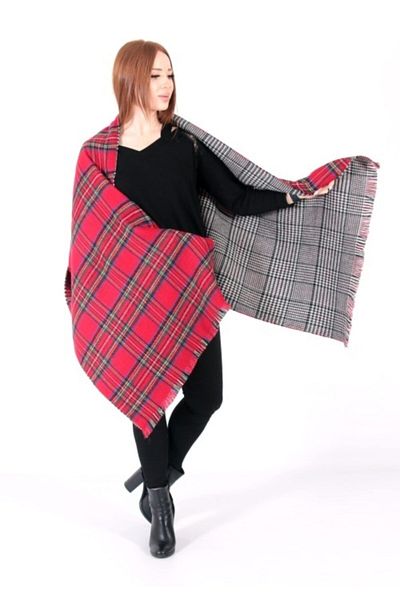 Gözde Women's Red Scottish Pattern Double Sided Scarf