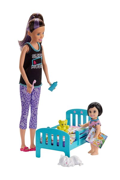 Barbie Bebek Bakıcısı Bebeği Ve Aksesuarları Oyun Setleri