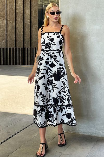 Trend Alaçatı Stili Black Poplin Midi Dress - Adjustable Strap, Elastic Back, Ruffled Skirt ALC-X12456
