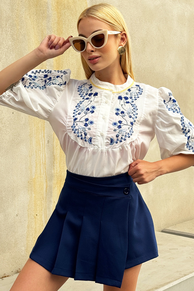 Trend Alaçatı Stili Λευκή Ποπλίνα Μπλούζα - Κουμπωτό και Κεντημένο, ALC-X12447