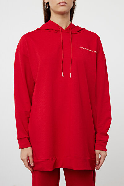 Trendyol Modest Σετ αθλητικής φόρμας με κουκούλα με στάμπα σλόγκαν - TCTAW23EN00059