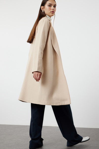 Trendyol Collection Pletený kašmírový kabát s měkkou texturou bez kamínků – bez podšívky Twoaw25kb00037