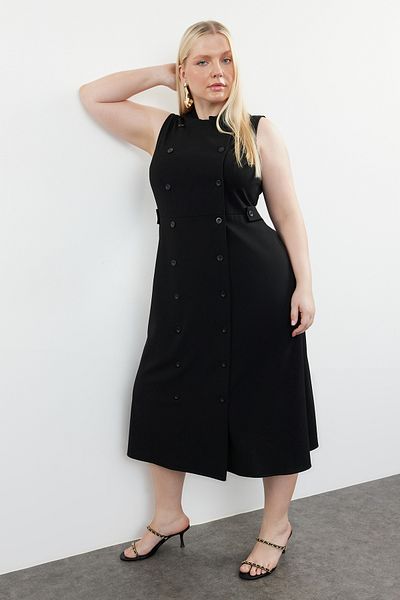 Trendyol Curve Šaty s čiernym golierom pre sudcov s gombíkom, Midi Woven Plus Size TBBSS24AH00209