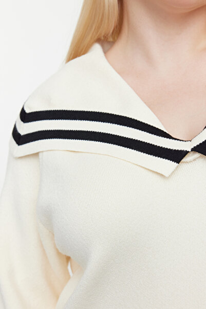 Trendyol Curve Трикотажна сукня з м'якої тканини преміум-класу з матроським коміром TBBAW25AH00006