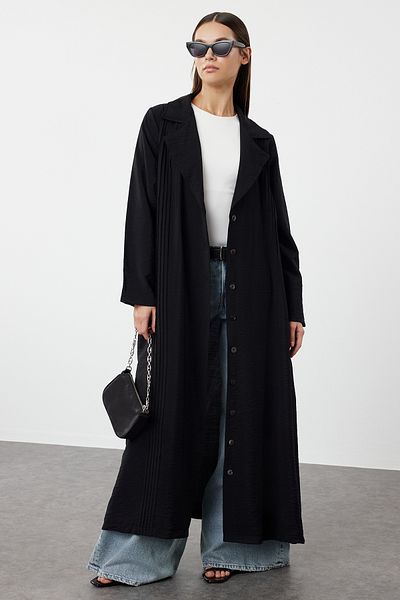 Trendyol Modest Gewebte schwarze Übergröße-Kappe - geknöpft Ferace TCTSS24KF00050