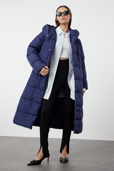 Trendyol Collection Modrý obyčejný boční zapínání na patentky voděodpudivý dlouhý prošívaný kabát Twoaw24Mo00044