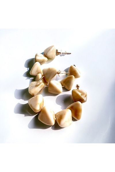 alsaccessories Women's Cream Color Oval Cut Bone Model Hoop Earrings