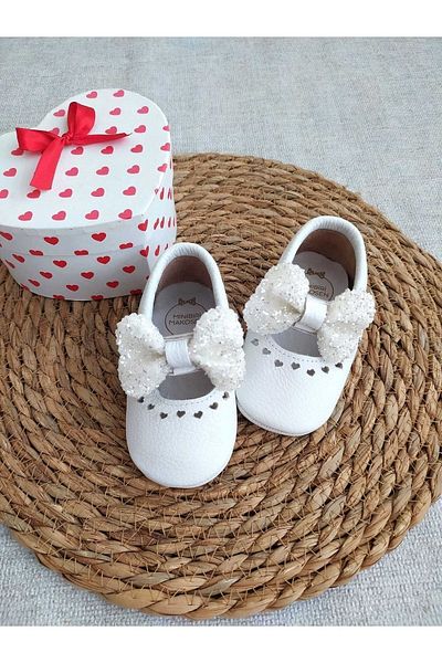 MİNİBİRİ One is Princess Model White Baby Girl Leather Loafer Booties