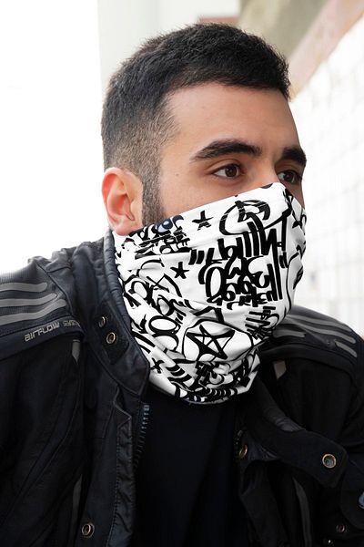 Hediyesepeti Μάσκα Buff Bandana με Μινιμαλιστικό Γκράφιτι Σχέδιο - Μπαλακλάβα - Μπαφ