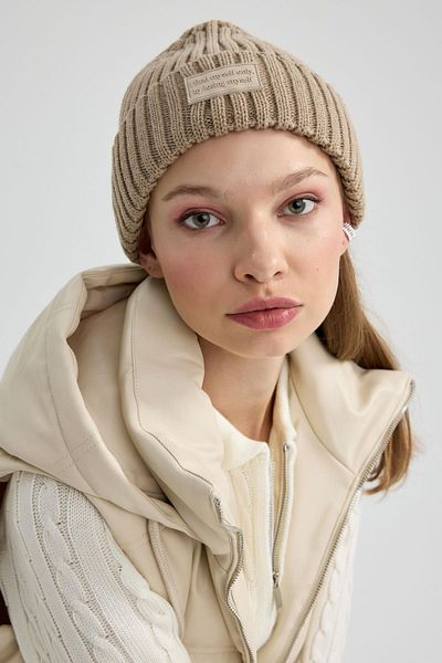 DeFacto Beret A6334ax23wn - Women's Woven Label