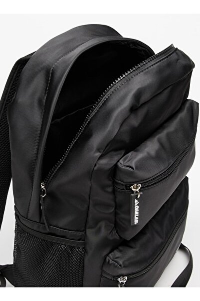 Oaklan by Shoexpress Solid Backpack with Adjustable Straps - 42x30x16 cm