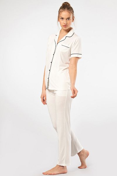 TÜREN Short Sleeve Shirt Collared Neck Buttoned Women's Pajamas Set