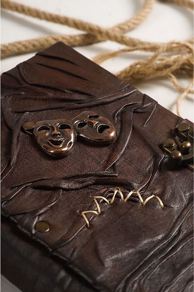 GUETTA Handmade Genuine Leather Daily Scrapbook Shamua Paper Mask