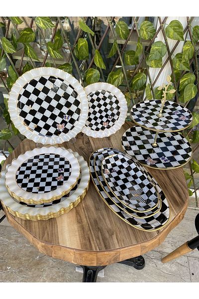 GÜRCÜGLASS طقم إفطار 17 قطعة ذهبي مربعات