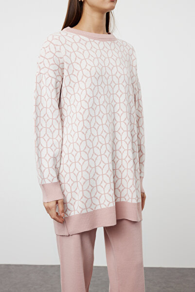 Trendyol Modest Geometric Patterned Dried Rose Knitwear Sweater and Pants Set - TCTAW23US00006
