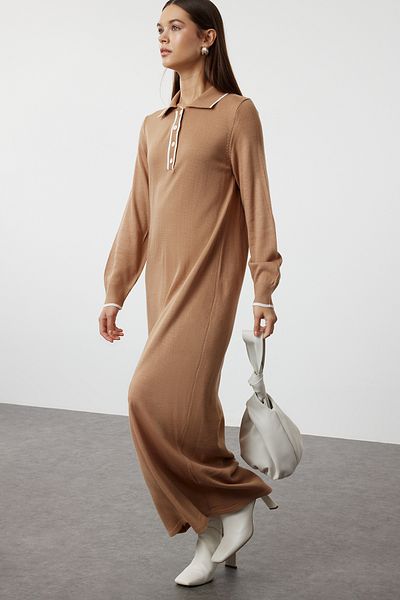Trendyol Modest Φόρεμα πλεκτό με γιακά καμήλας TCTAW25EB00011