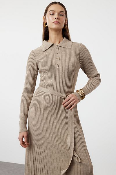 Trendyol Modest Póló nyakú nerc kötöttáru ruha - öves és bordás TCTAW25EB00006