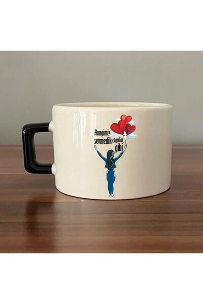 Kırtasiye Ofisi كوب C بمقبض أسود مطبوع عليه عبارة "Who We Didn't Like Crazy