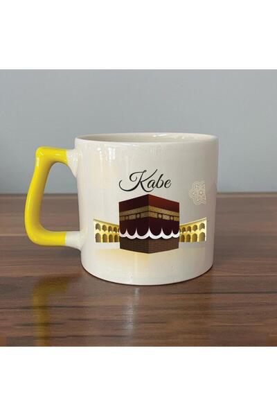 Kırtasiye Ofisi كوب على شكل حرف D بمقبض أصفر مطبوع من الكعبة