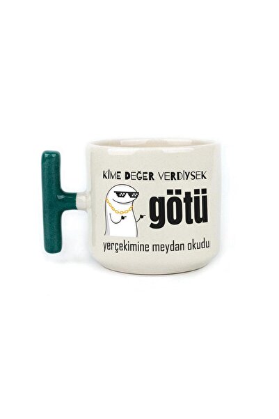 Kırtasiye Ofisi تي شيرت بمقبض أخضر مطبوع عليه عبارة "Who We Give Value We Def...