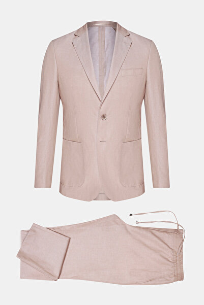 W Collection White Buttoned Suit