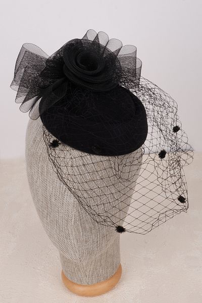 Hayalperest boncuk Bridal Wedding Cap - Polka Dot and Rose Cap
