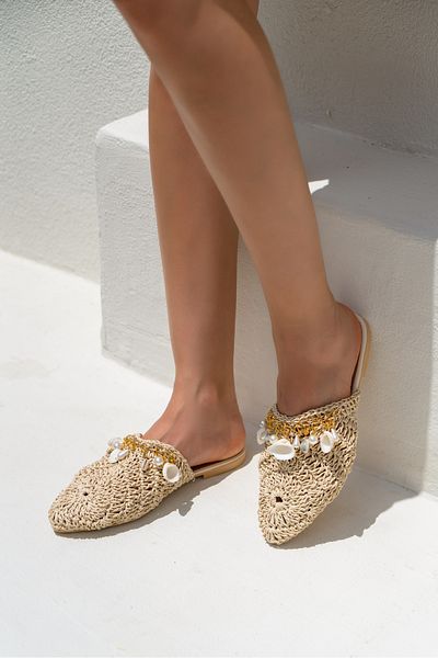 NİŞANTAŞI SHOES Papuci de damă tricotați Lisa bej cu detalii de scoici