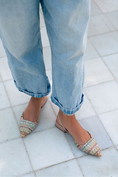 NİŞANTAŞI SHOES Elvira Bunte Damen-Ballerinas mit geflochtener Rückseite und elastischem, spitzem Zehenbereich