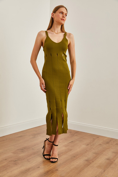 Olalook Kadın Haki Askılı Püsküllü Triko Elbise ELB-19002216