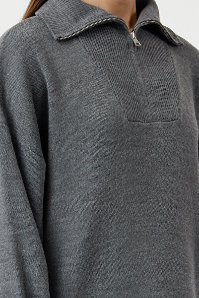 Trendyol Modest Άνετο φόρεμα καπνιστό πλεκτό με φερμουάρ - TCTAW25EB00013