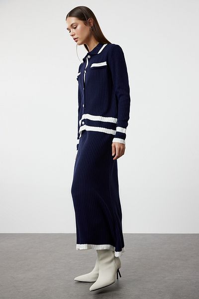 Trendyol Modest Námornícka modrá súprava pleteného kardiganu a sukne - TCTAW25US00008