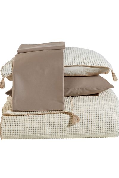 Dantela Drina Beige Double Tufted Bed Set
