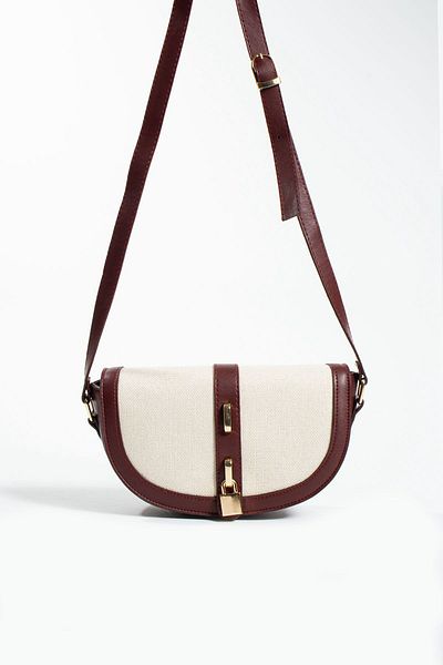 Tina Linen Bag - Lock and Accessory Design