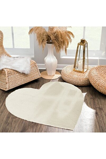 Sarar Kalp Post Peluş Halı Krem Kalpli Halı