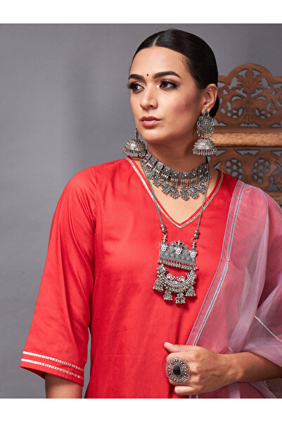 Sassafras By Styli Lace Trim Kurta and Straight Leg Pant with Organza Dupatta Set